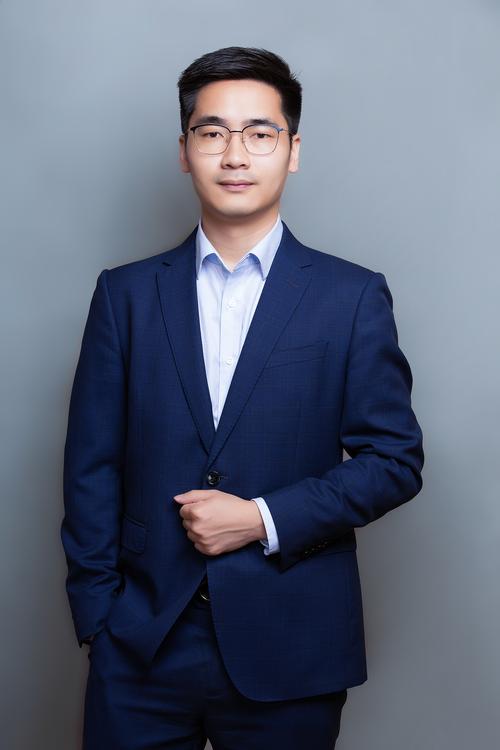 李莉火 创始人 & 执行董事